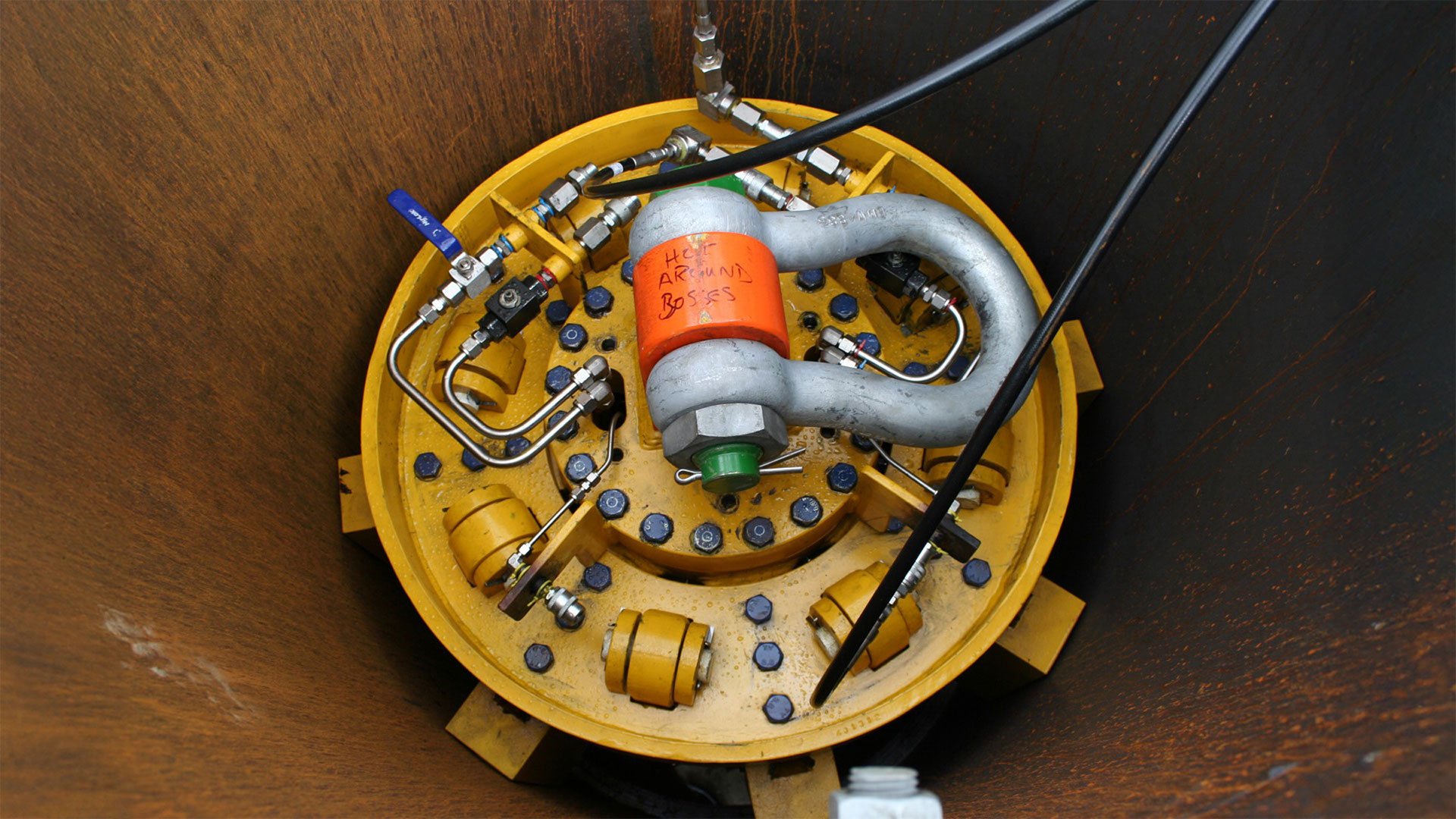 ILT caisson destruct lift