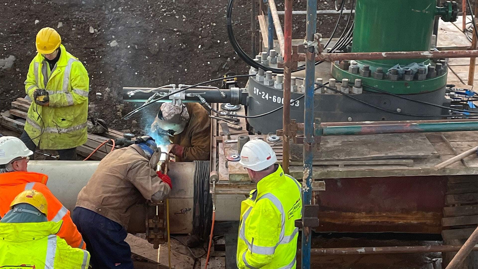 24in BISEP DS Belfast Gas Trans Mutual Energy Welding